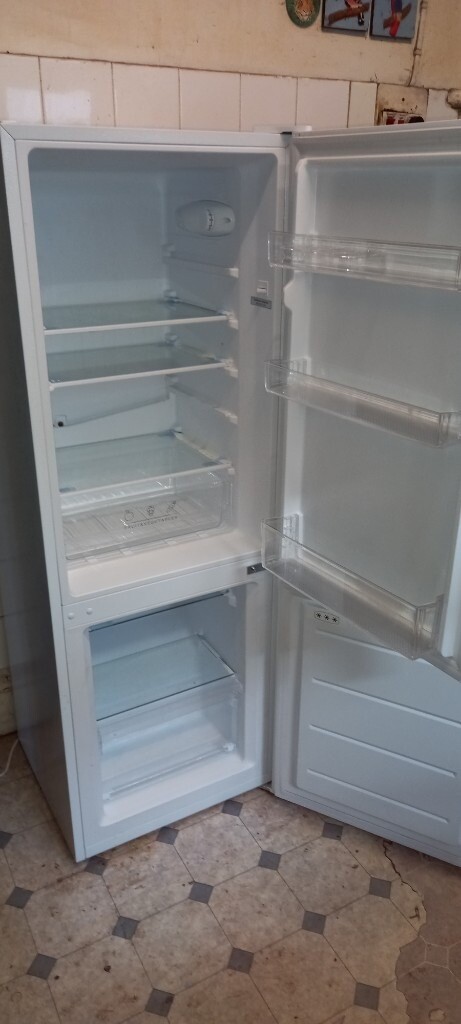 bush fridge freezer white